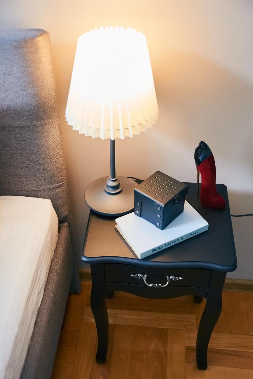 Cozy Apartment, 5Mins To Opera 리비프 외부 사진