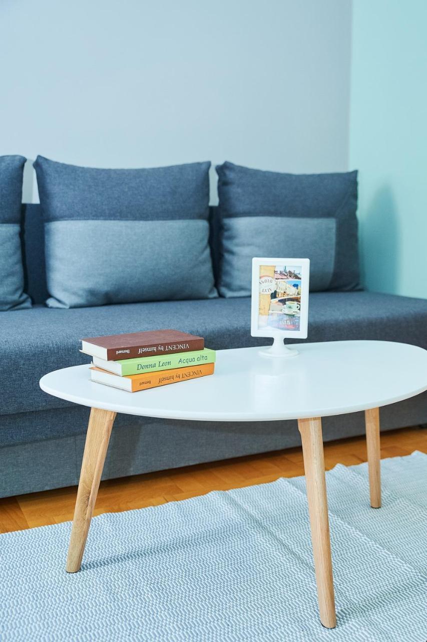 Cozy Apartment, 5Mins To Opera 리비프 외부 사진