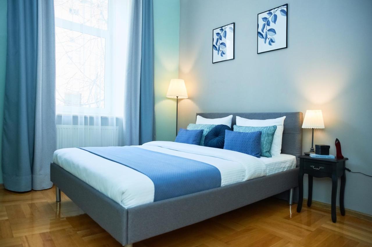Cozy Apartment, 5Mins To Opera 리비프 외부 사진