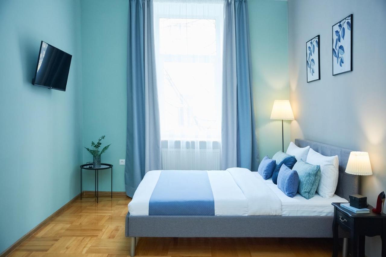 Cozy Apartment, 5Mins To Opera 리비프 외부 사진