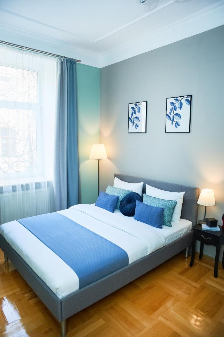 Cozy Apartment, 5Mins To Opera 리비프 외부 사진